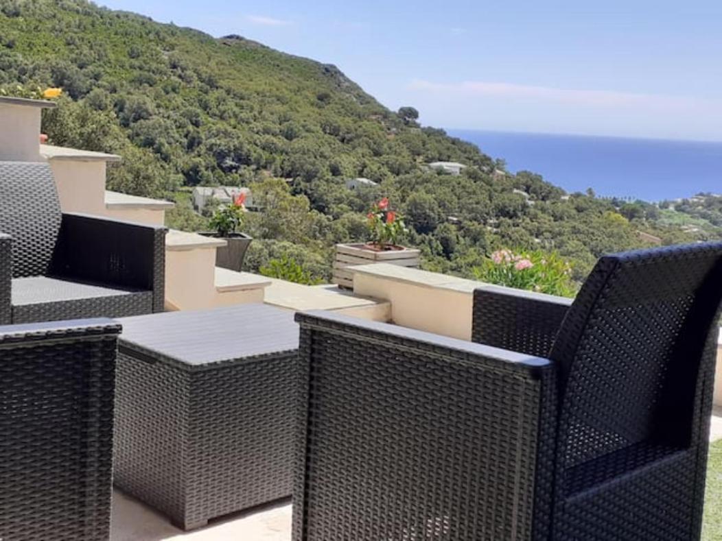 Cap Corse Uribellinu 1, Petit Dejeuner Partine Екстериор снимка
